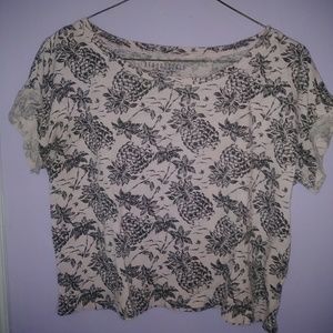 Cropped pineapple shirt